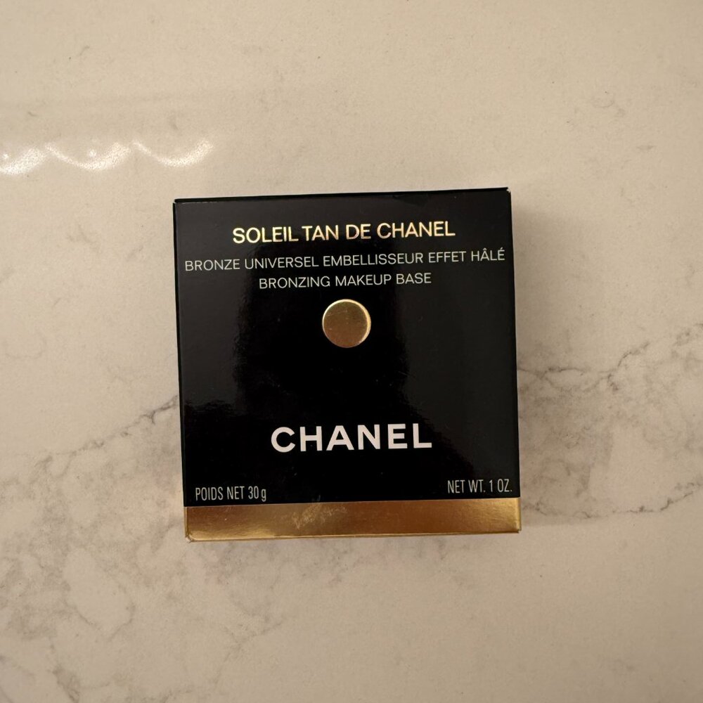 Chanel — Soleil Tan De Chanel Bronzer, Original Formula (Discontinued) (NWT) - Picture 2 of 7